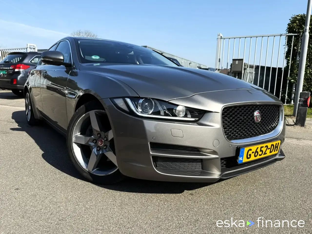 Finansowanie Sedan Jaguar XE 2019