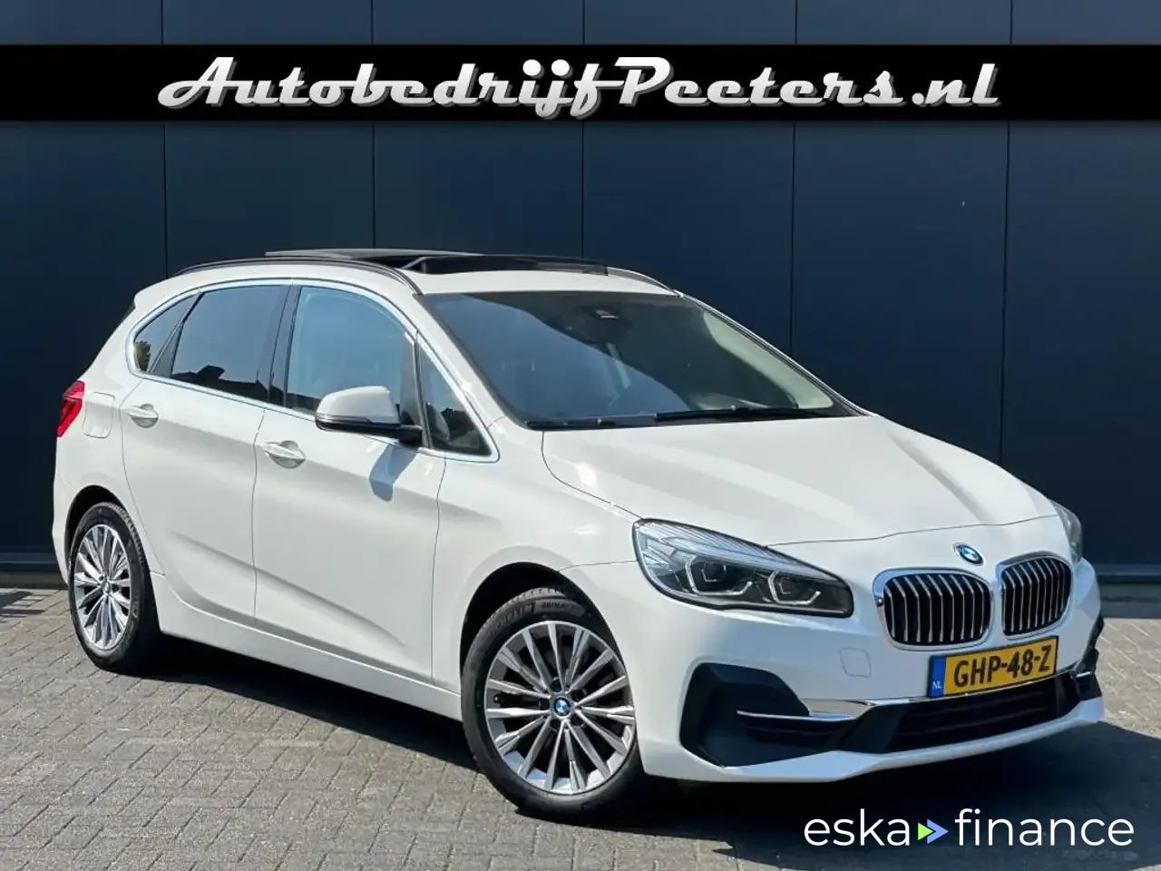 Lízing Hatchback BMW 225 2020