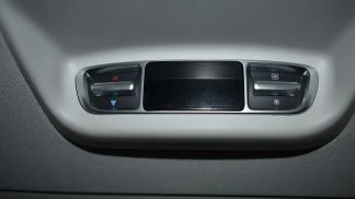 Lízing Hatchback MERCEDES V 300 2020