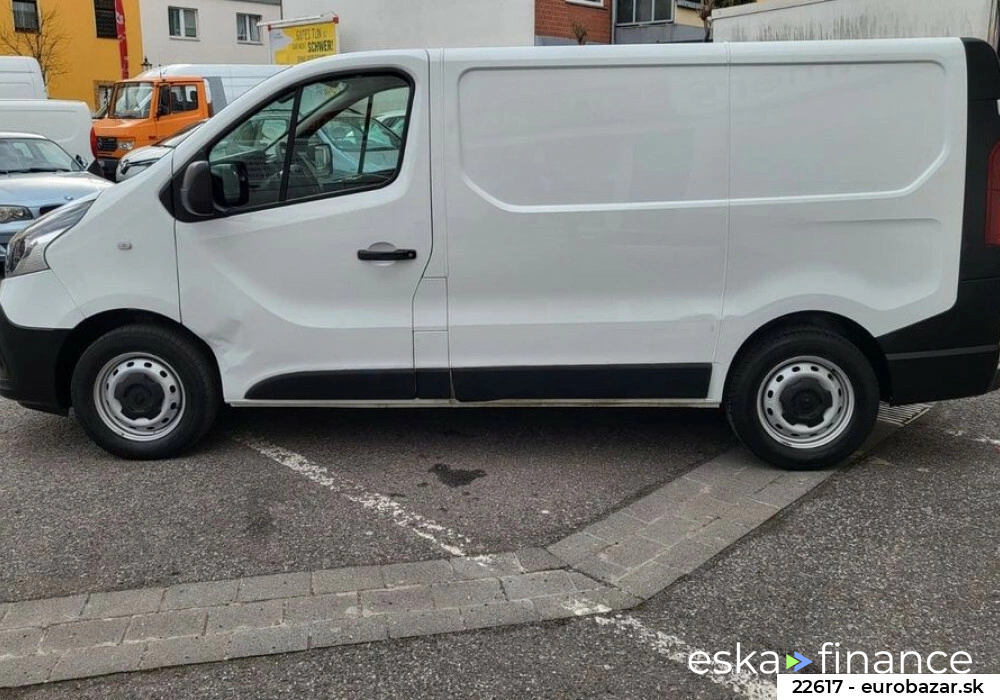 Leasing Special truck Renault Trafic 2021