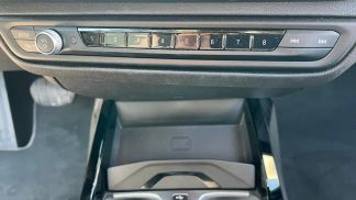 Lízing Sedan BMW 118 2019