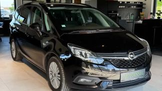 Lízing Hatchback Opel Zafira 2017