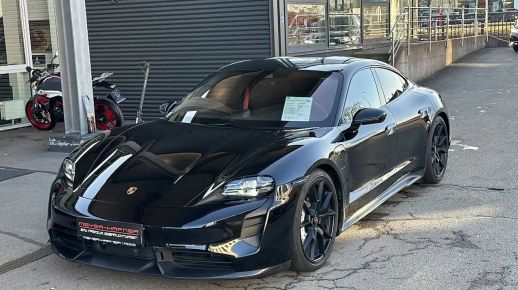 Porsche Taycan 2022