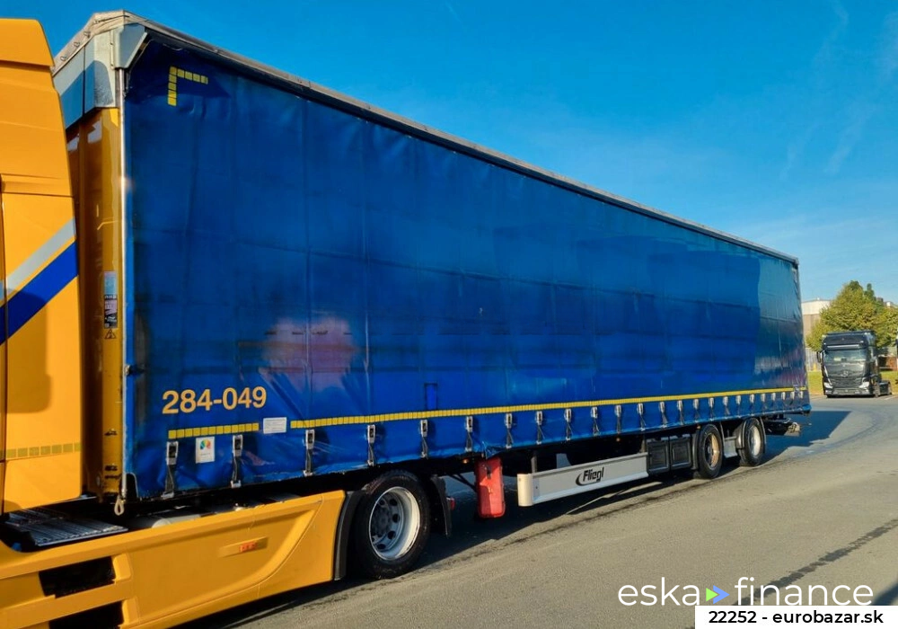 Semi-trailer FLIEGEL SZS320 2018