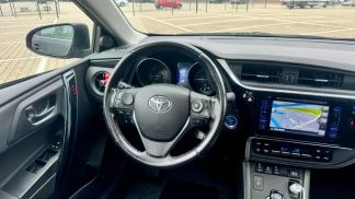 Lízing Hatchback Toyota Auris 2015