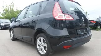 Lízing Hatchback Renault Scenic 2011