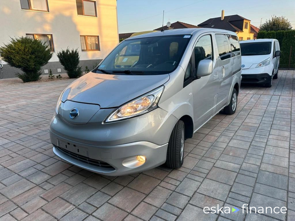 Finansowanie Wóz Nissan E-NV200 COMBI 2018