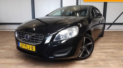 Volvo V60 2011