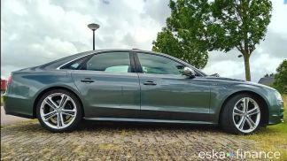 Lízing Sedan Audi S8 2013
