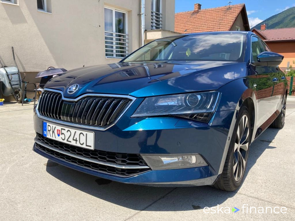 Lízing Sedan Skoda Superb 2016