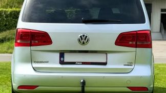Financování Hatchback Volkswagen Touran 2011