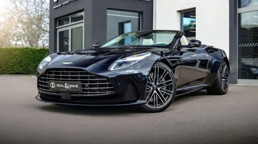 Aston Martin DB12 2024