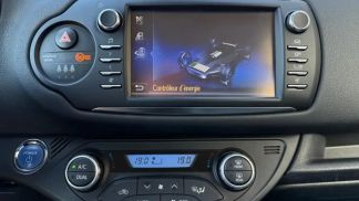 Lízing Sedan Toyota Yaris 2020