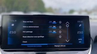 Leasing Sedan Peugeot 208 2023