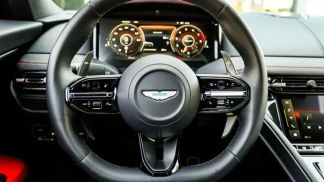 Financování Kupé Aston Martin DB12 2023