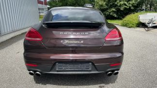 Leasing Sedan Porsche Panamera 2014