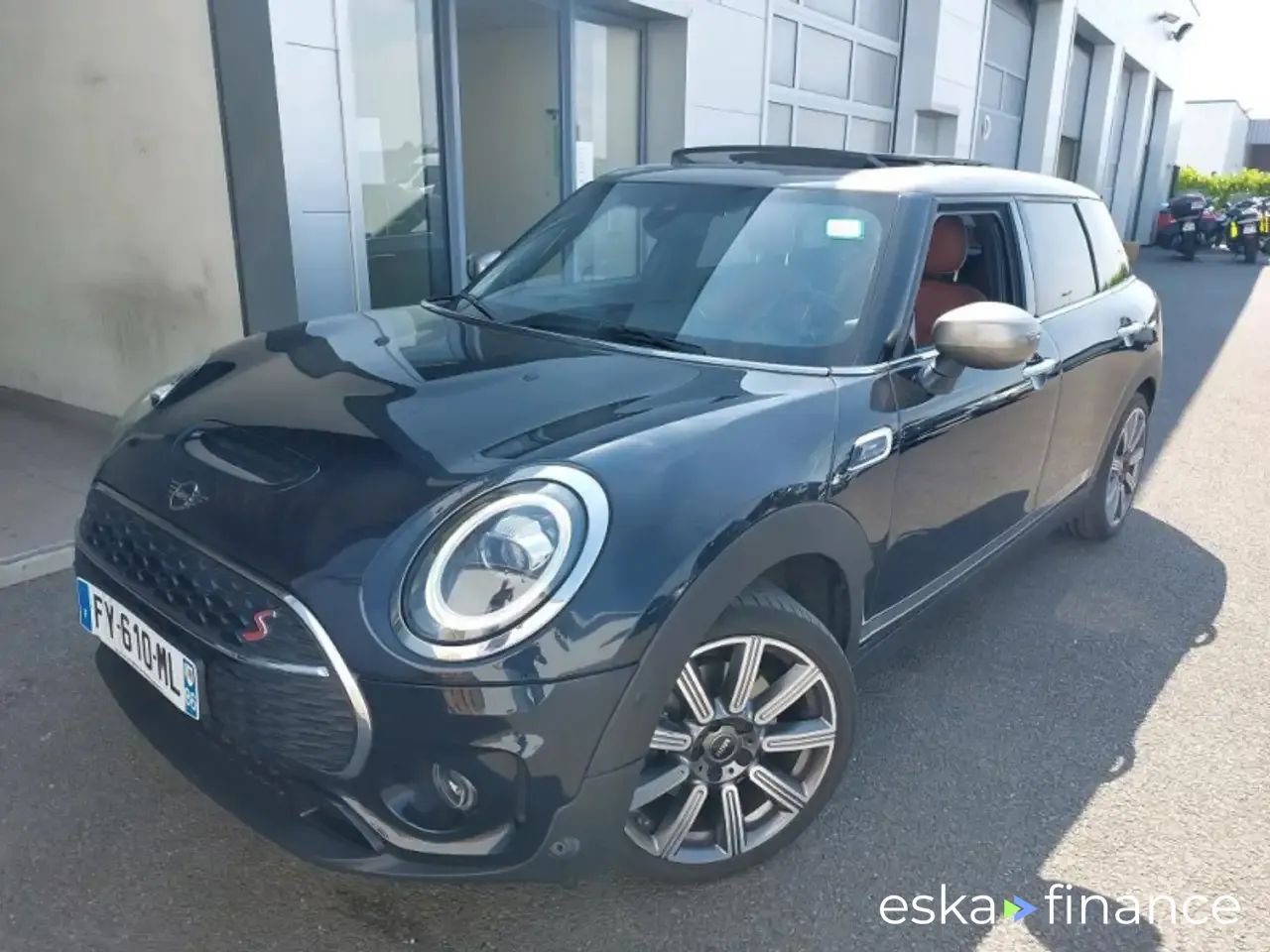 Wóz MINI Cooper SD 2021