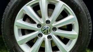 Financování Hatchback Volkswagen Touran 2011