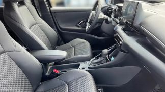 Leasing Hatchback Toyota Yaris 2024