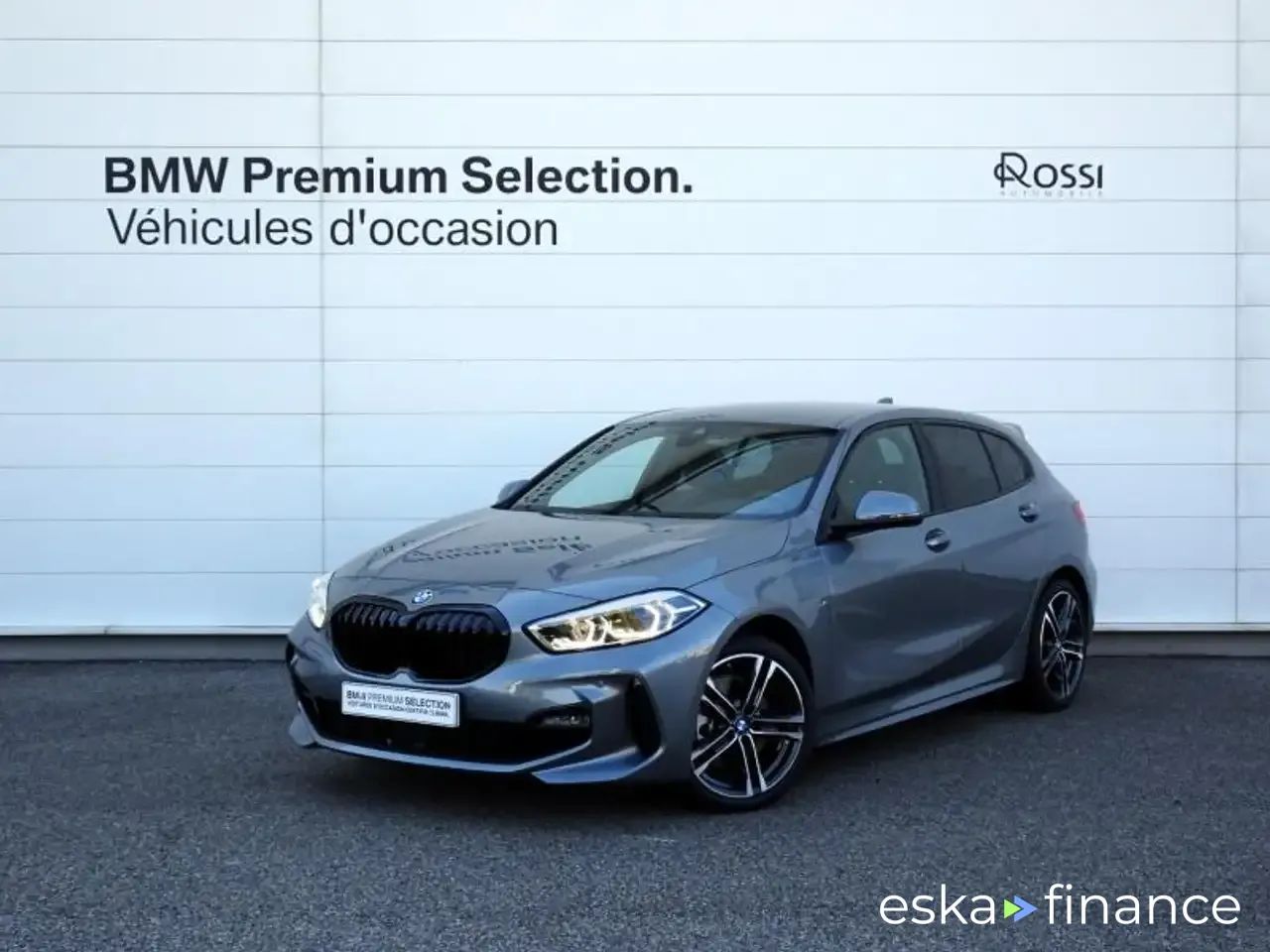 Lízing Sedan BMW 118 2023