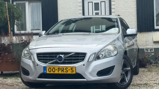Volvo V60 2011