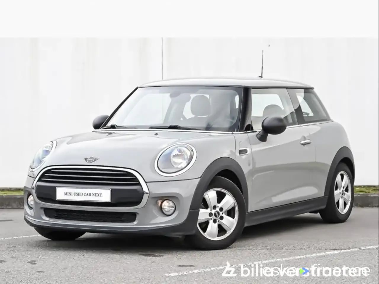 Leasing Hayon MINI ONE 2019