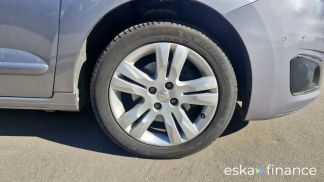 Lízing Hatchback Peugeot 5008 2016