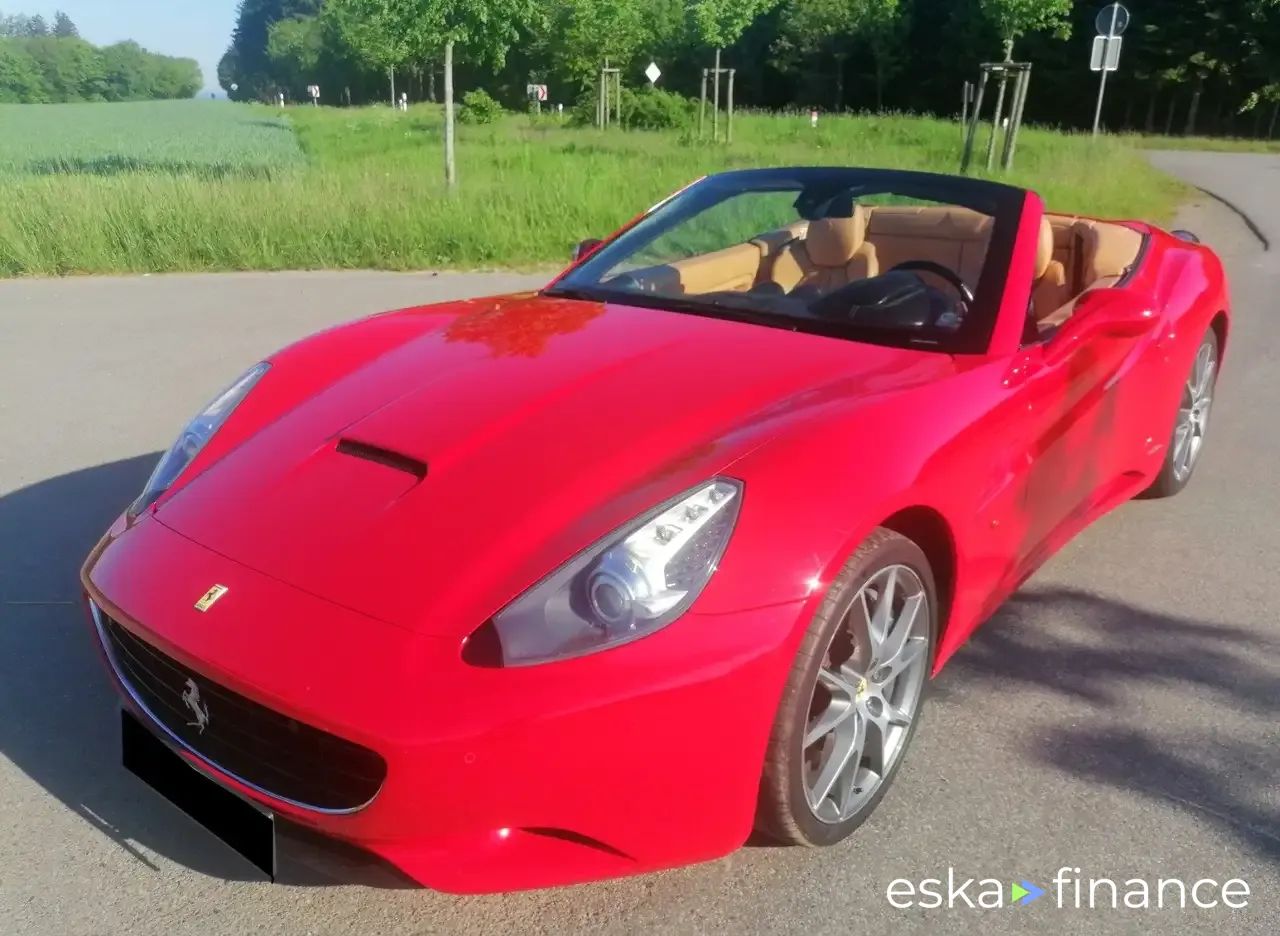 Leasing Convertible Ferrari California 2012
