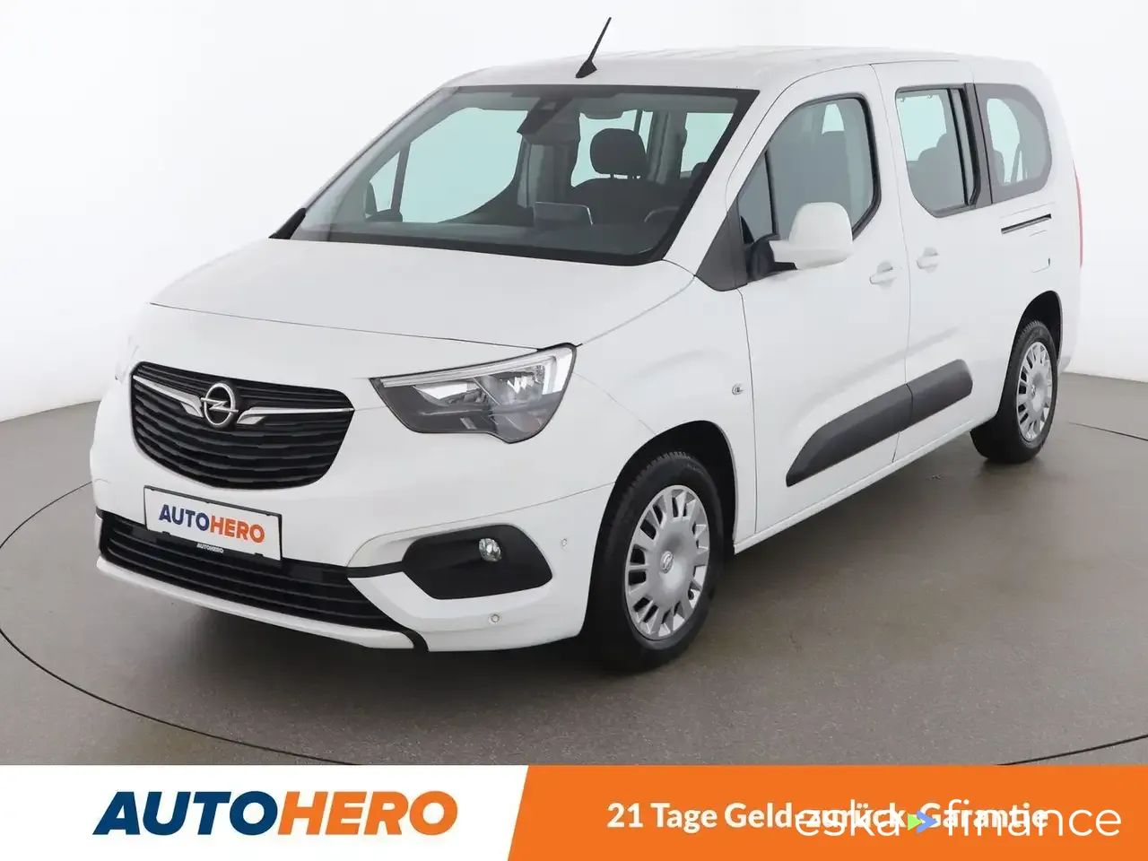 Lízing Hatchback Opel Combo Life 2019