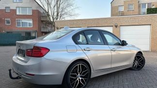 Lízing Sedan BMW 320 2012
