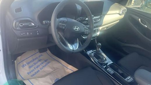 Hyundai i30 2025