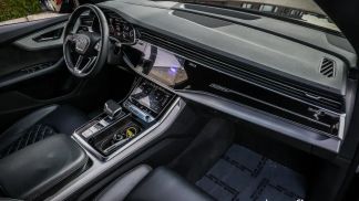 Leasing SUV Audi Q8 2021