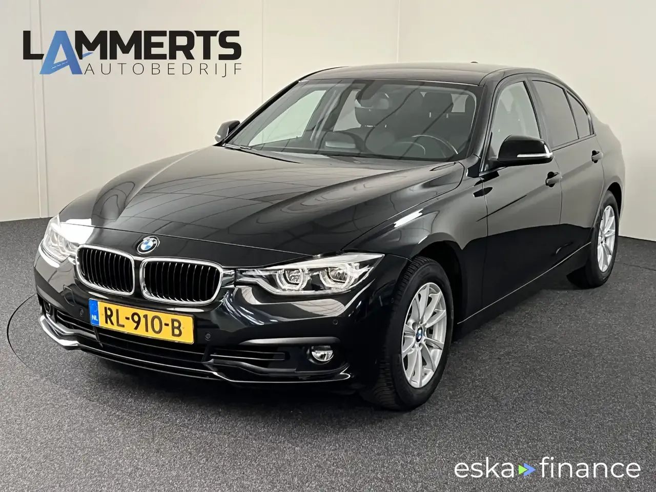 Leasing Sedan BMW 318 2018