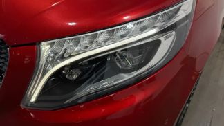 Lízing Hatchback MERCEDES V 300 2021