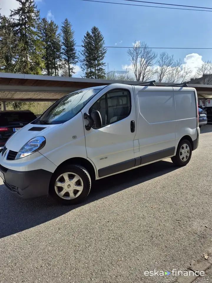 Finansowanie Hatchback Renault Trafic 2013