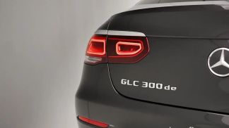 Lízing Kupé MERCEDES GLC 300 2021