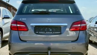 Lízing Hatchback MERCEDES B 180 2016
