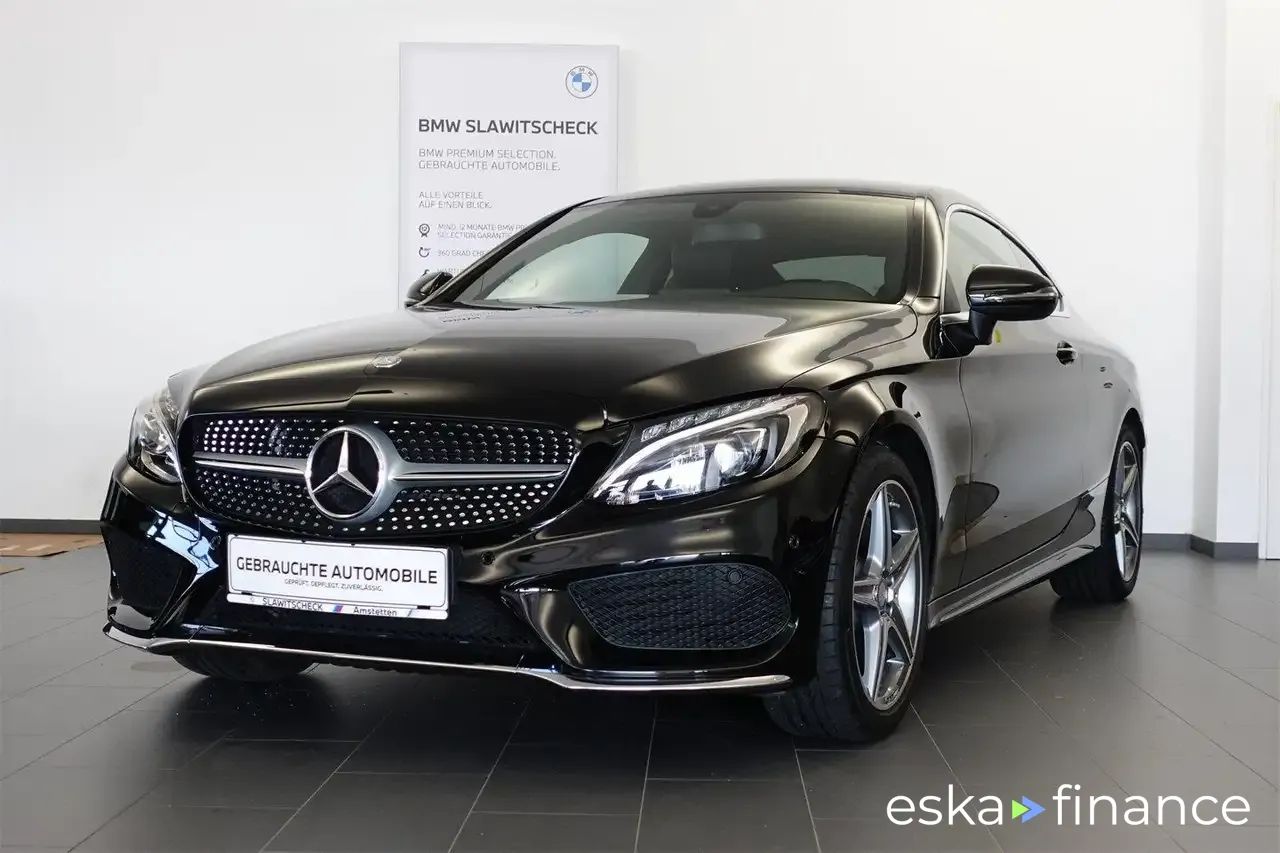 Lízing Kupé MERCEDES C 180 2016