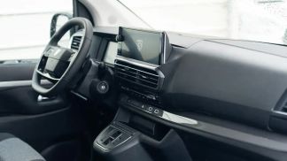 Financování Hatchback Peugeot Traveller 2024