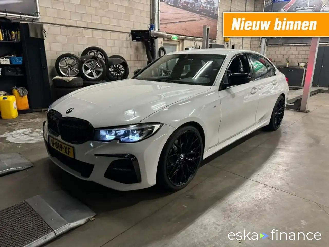 Leasing Sedan BMW 320 2020