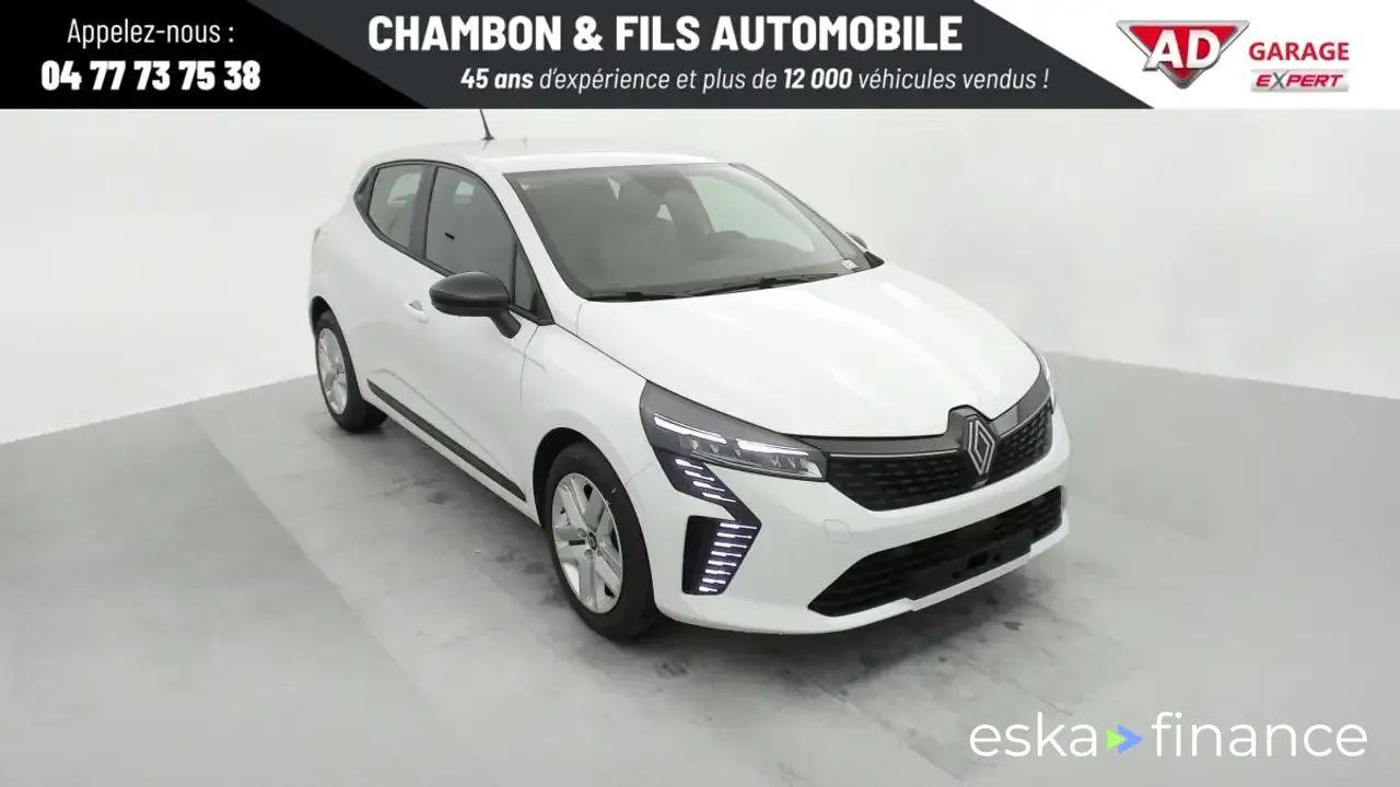 Lízing Hatchback Renault Clio 2024