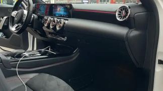 Lízing Sedan MERCEDES A 200 2018