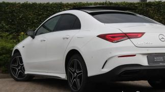 Lízing Sedan MERCEDES CLA 250 2020