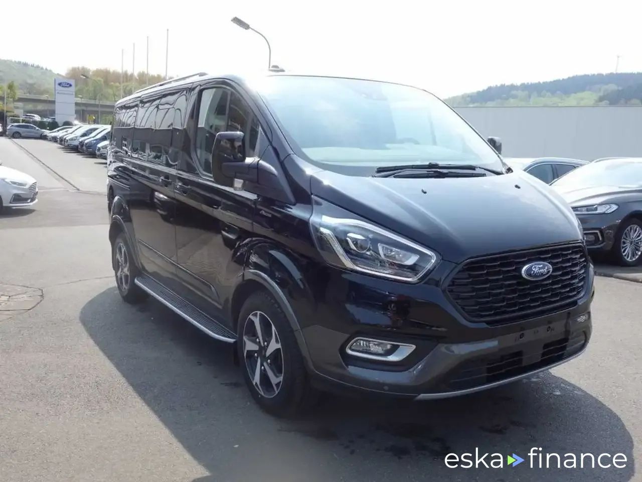 Finansowanie Transport pasażerów Ford Tourneo Custom 2023