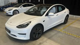 Finansowanie Sedan Tesla Model 3 2021