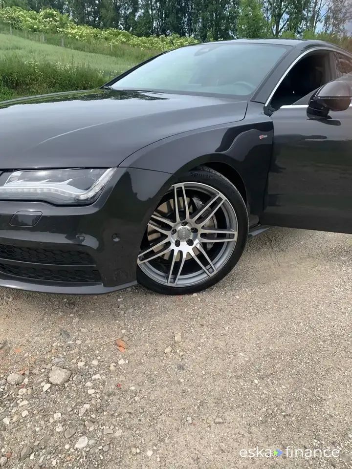 Lízing Sedan Audi A7 2013