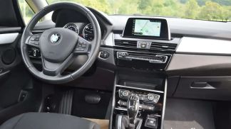 Leasing Le transport des passagers BMW 218 2019