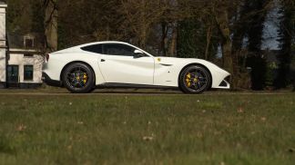 Leasing Coupé Ferrari F12 2013