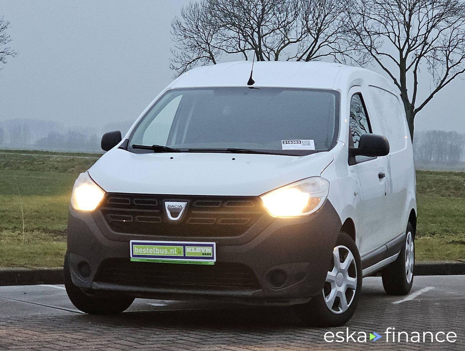 Finansowanie Transport pasażerów Dacia DOKKER 1.5 2017