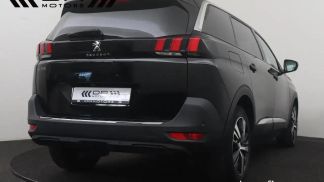 Lízing Hatchback Peugeot 5008 2020